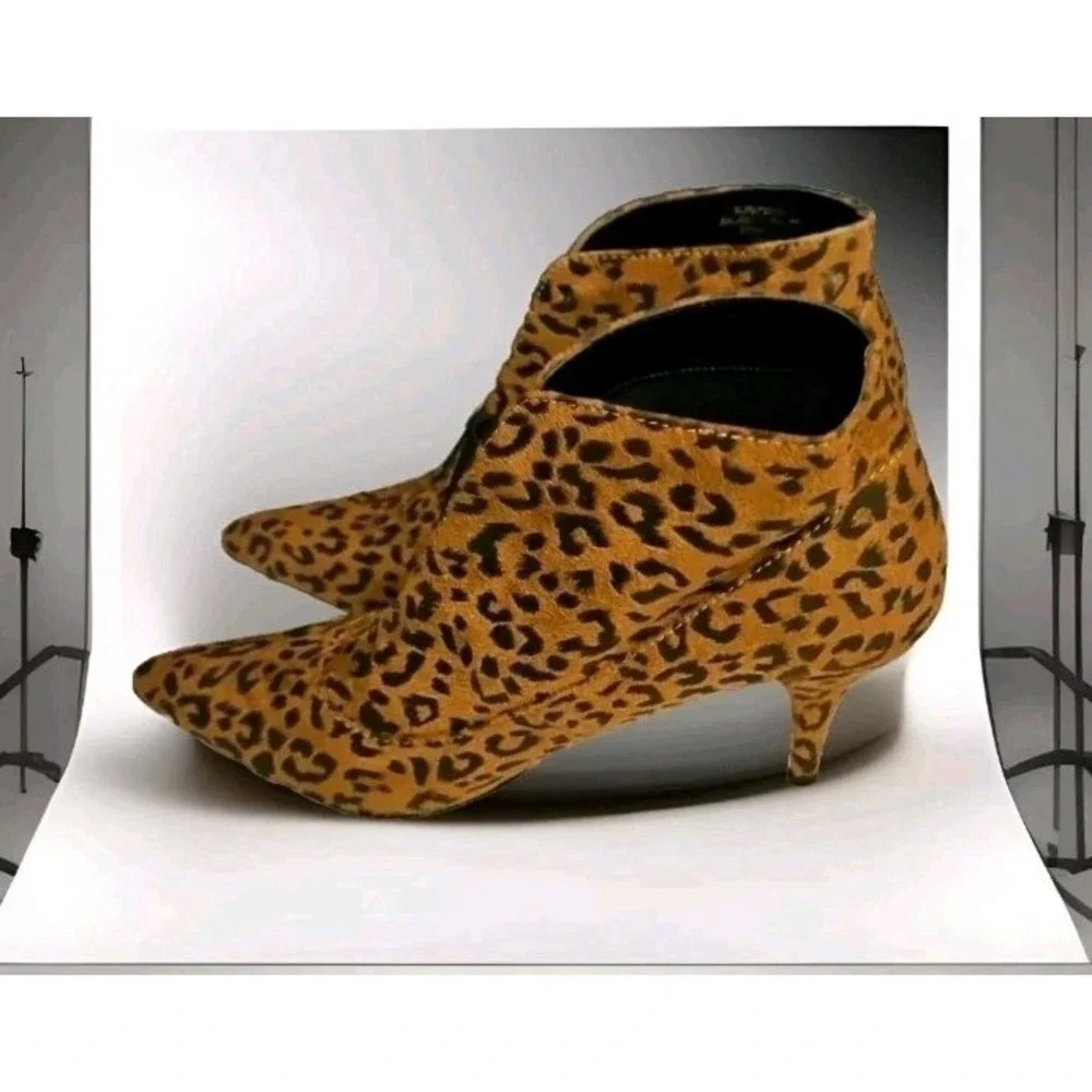 Colin Stuart Women's Size 6.5 Heeled Ankle Boots Vegan Suede Brown Leopard Print